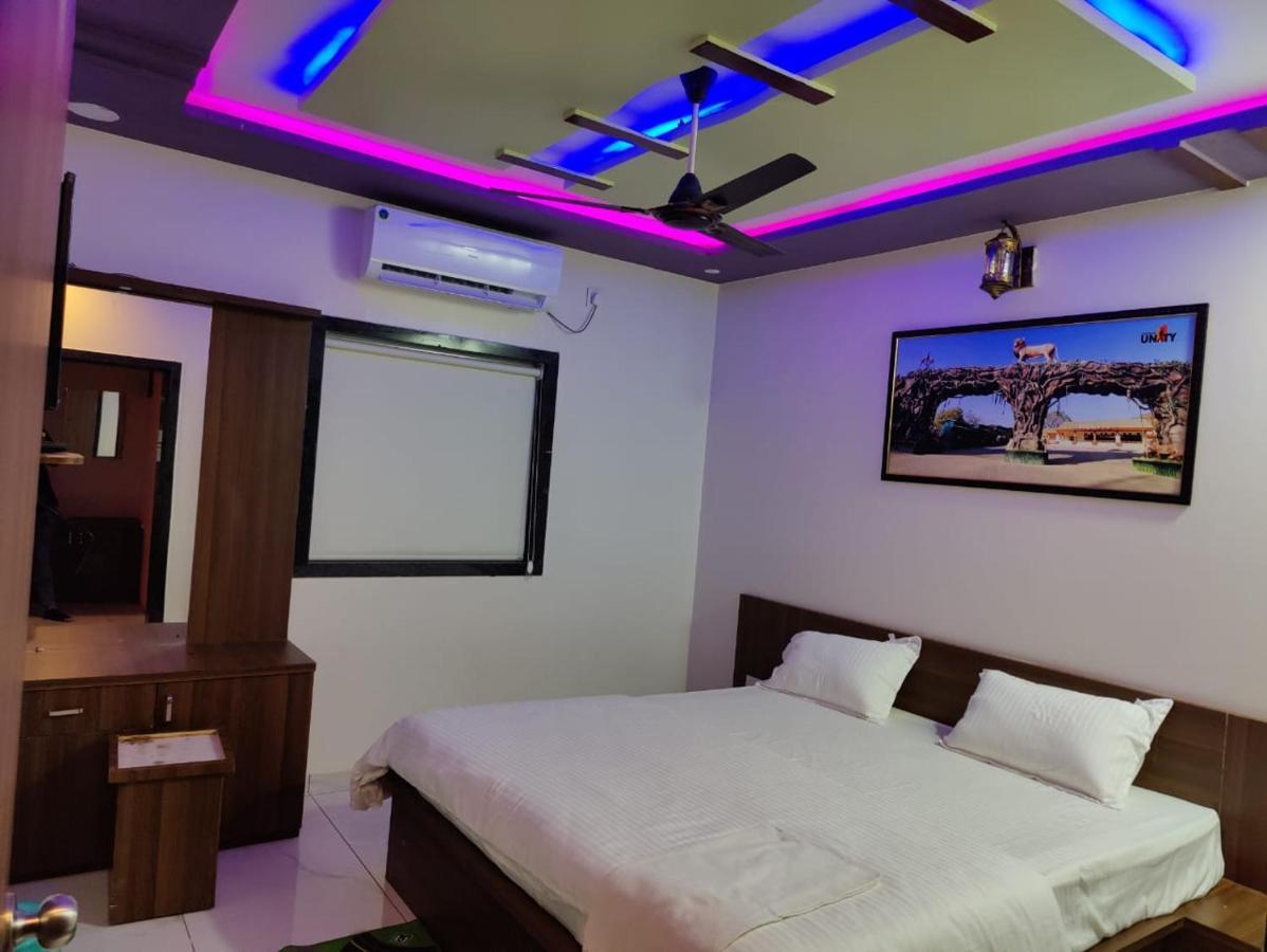 Hotel Sardar Rooms Garudeshwar Esterno foto