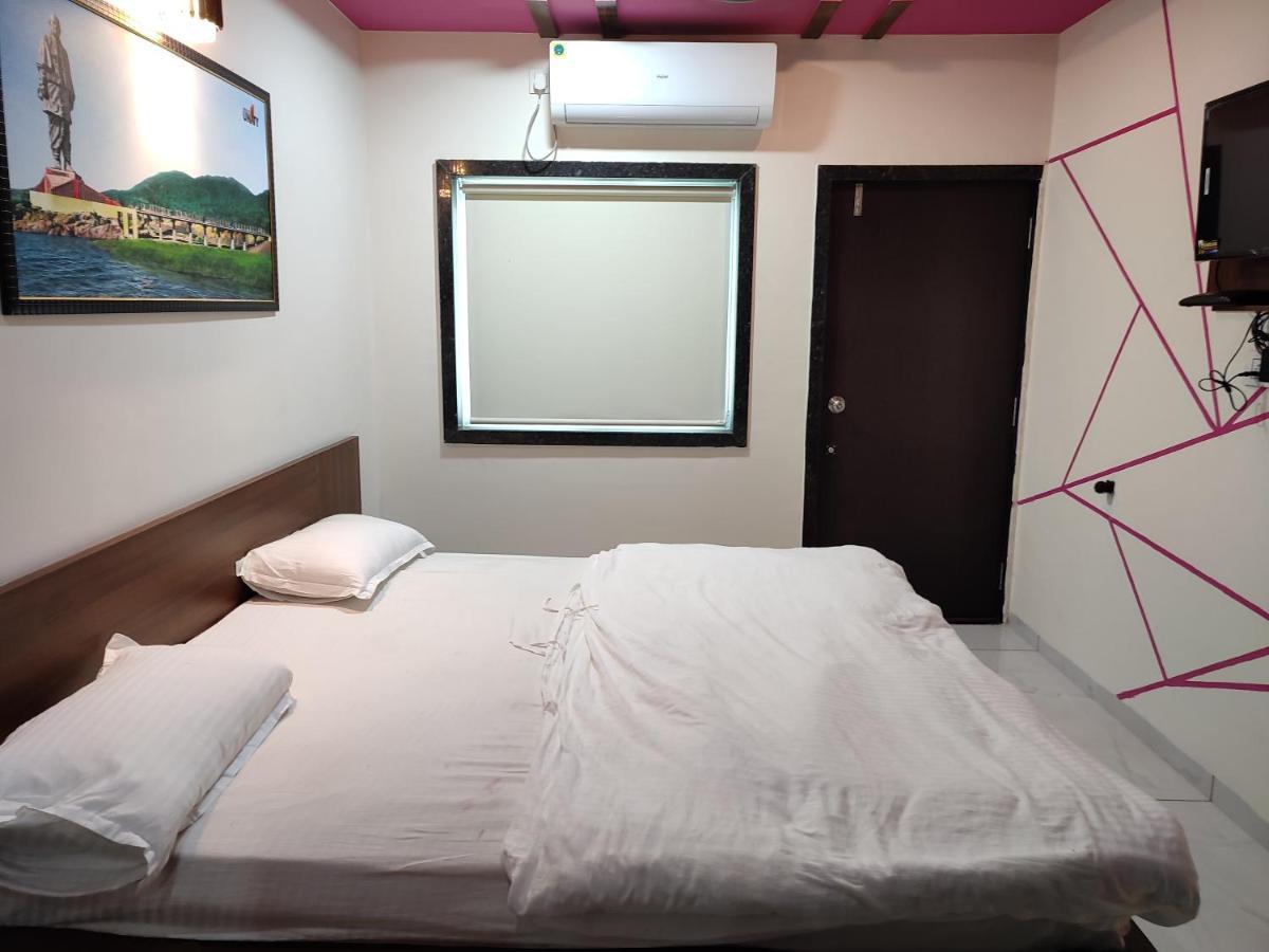 Hotel Sardar Rooms Garudeshwar Esterno foto