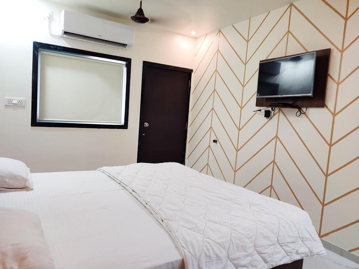 Hotel Sardar Rooms Garudeshwar Esterno foto
