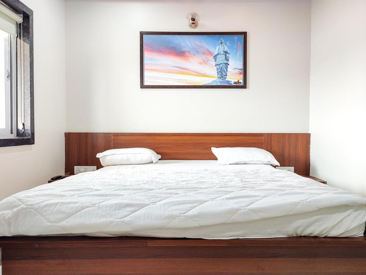 Hotel Sardar Rooms Garudeshwar Esterno foto